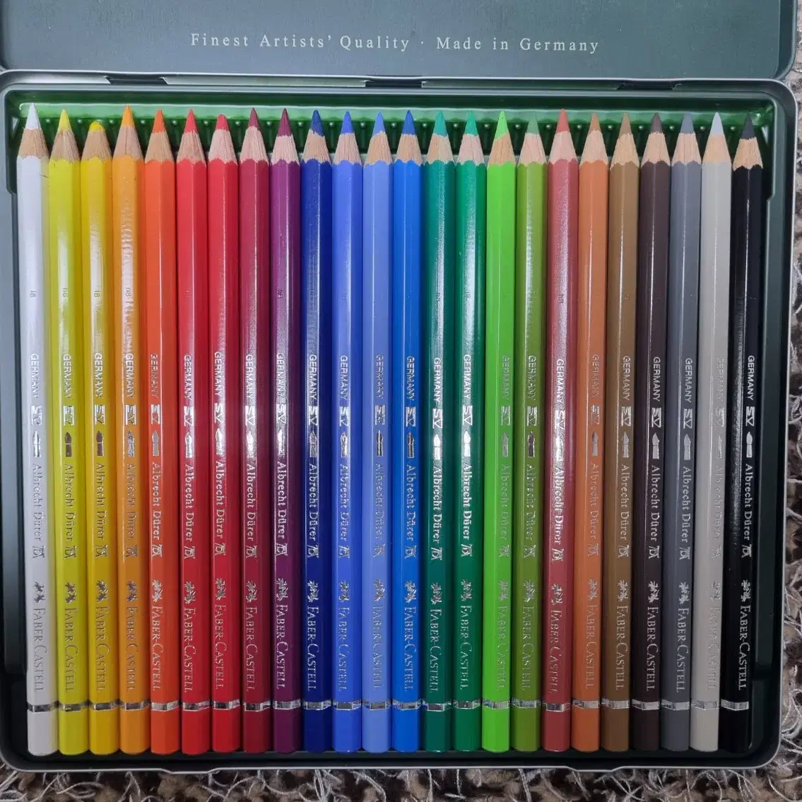 파버카스텔 Faber-Castell 24색 색연필