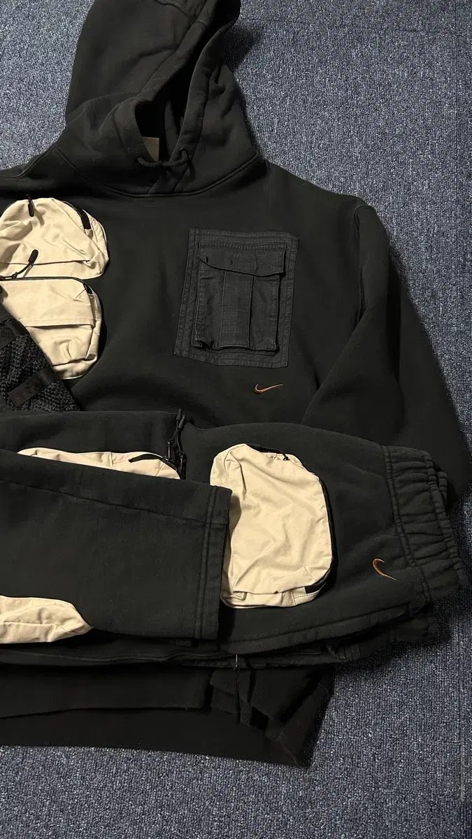 [Quick sale] Nike Travis Scott Utility Hoodie/Pants Setup