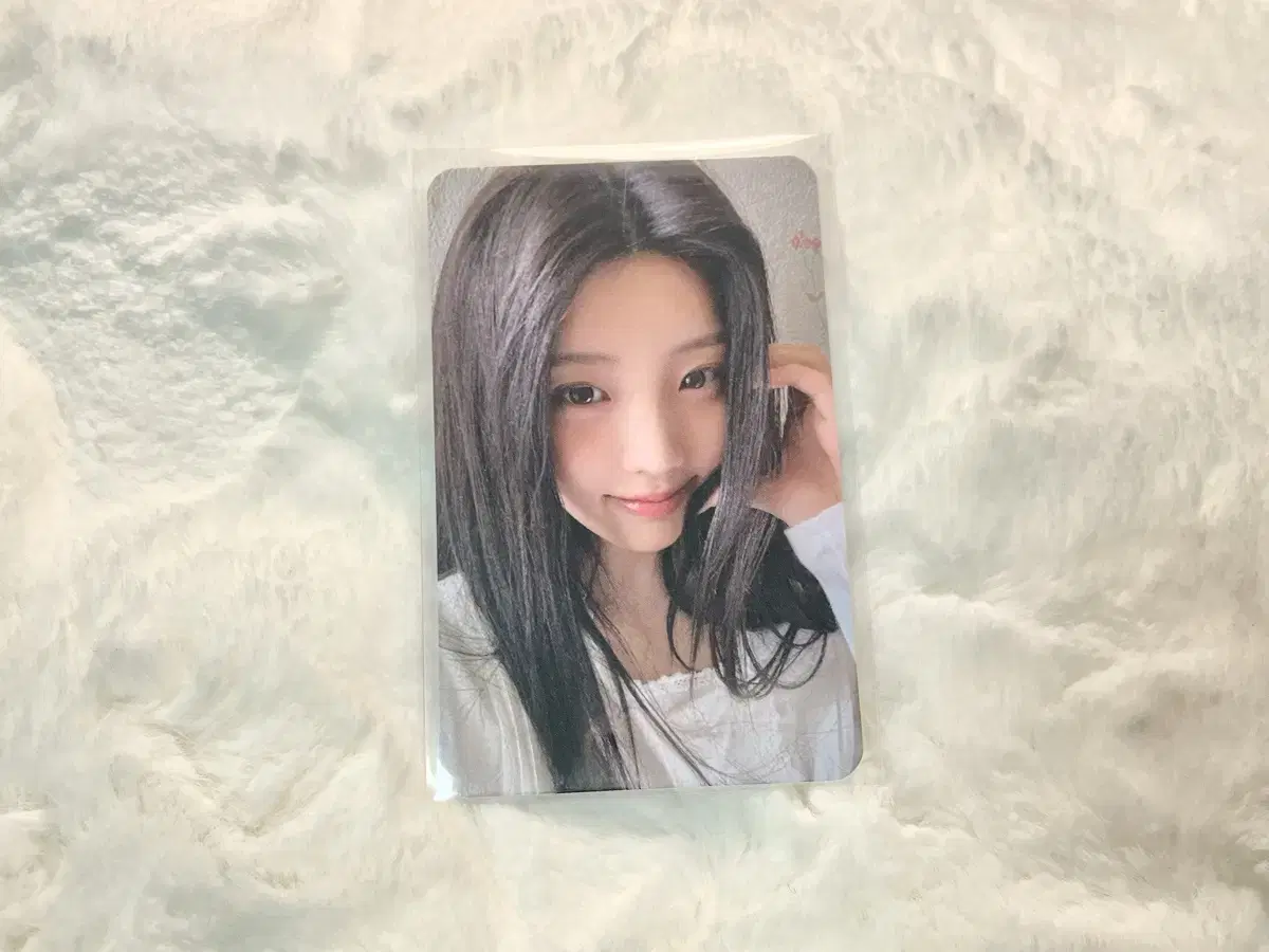 Eyelet Wonhee Olive Young unreleased photocard pre-order benefit Photocard Pokka