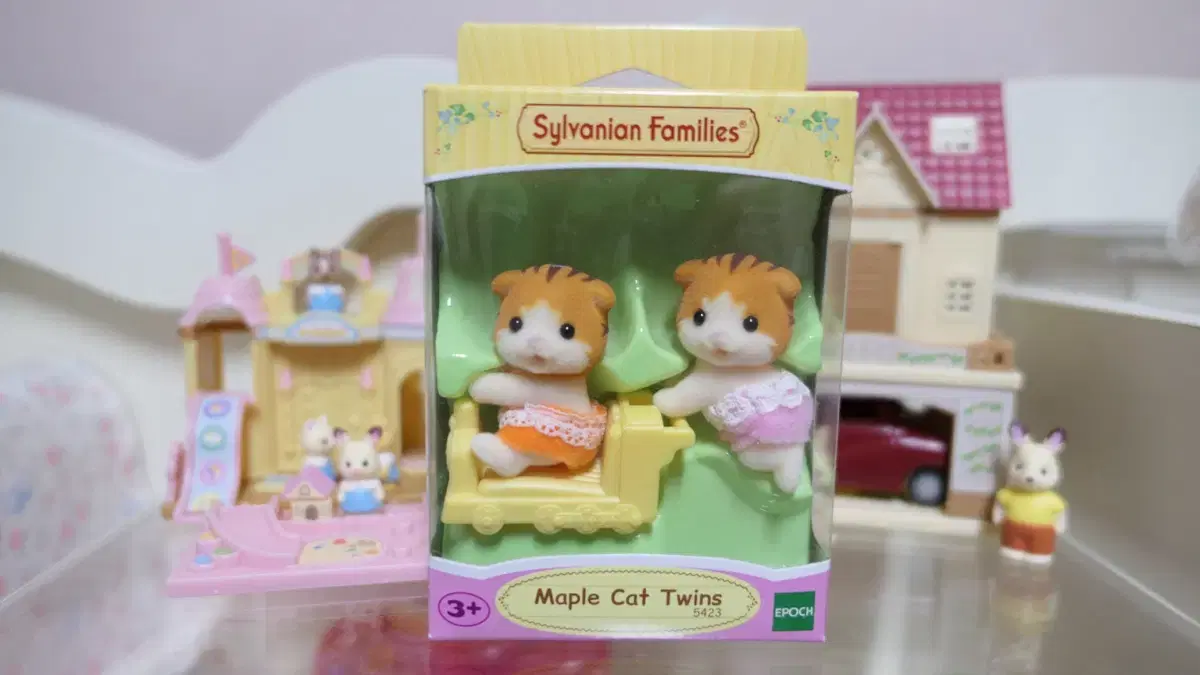 Sylvanian Maplecat Twins 5423 Unsealed