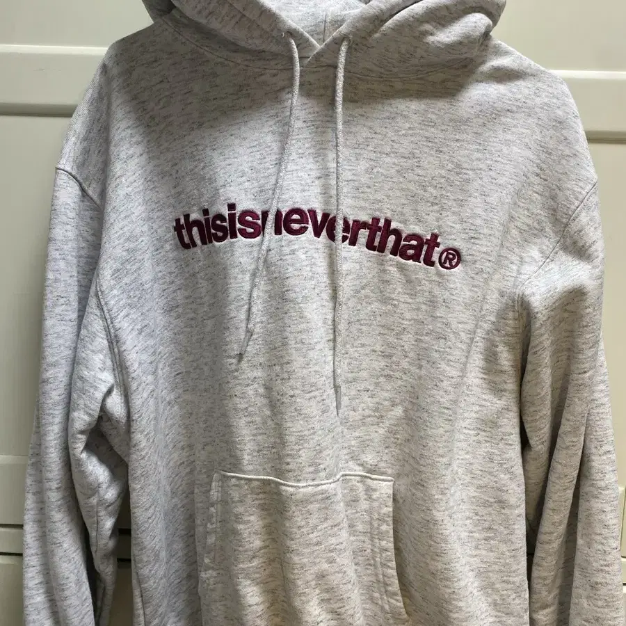 디스이즈네버댓 T-Logo Hoodie Light Heather Grey