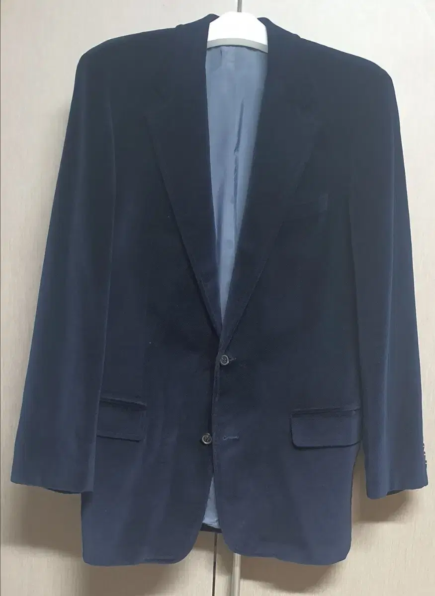 Hugo Boss velvet blazer for sale.