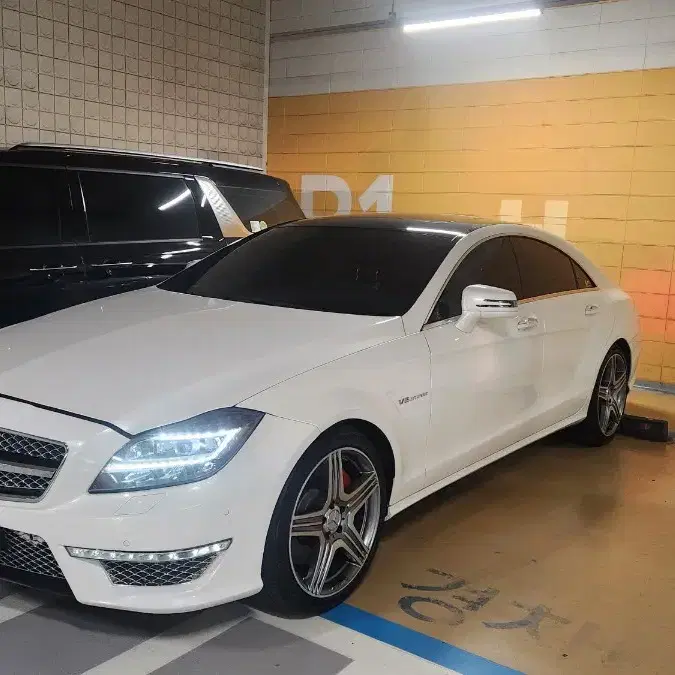 벤츠 CLS63  판매및대차합니다 12년형