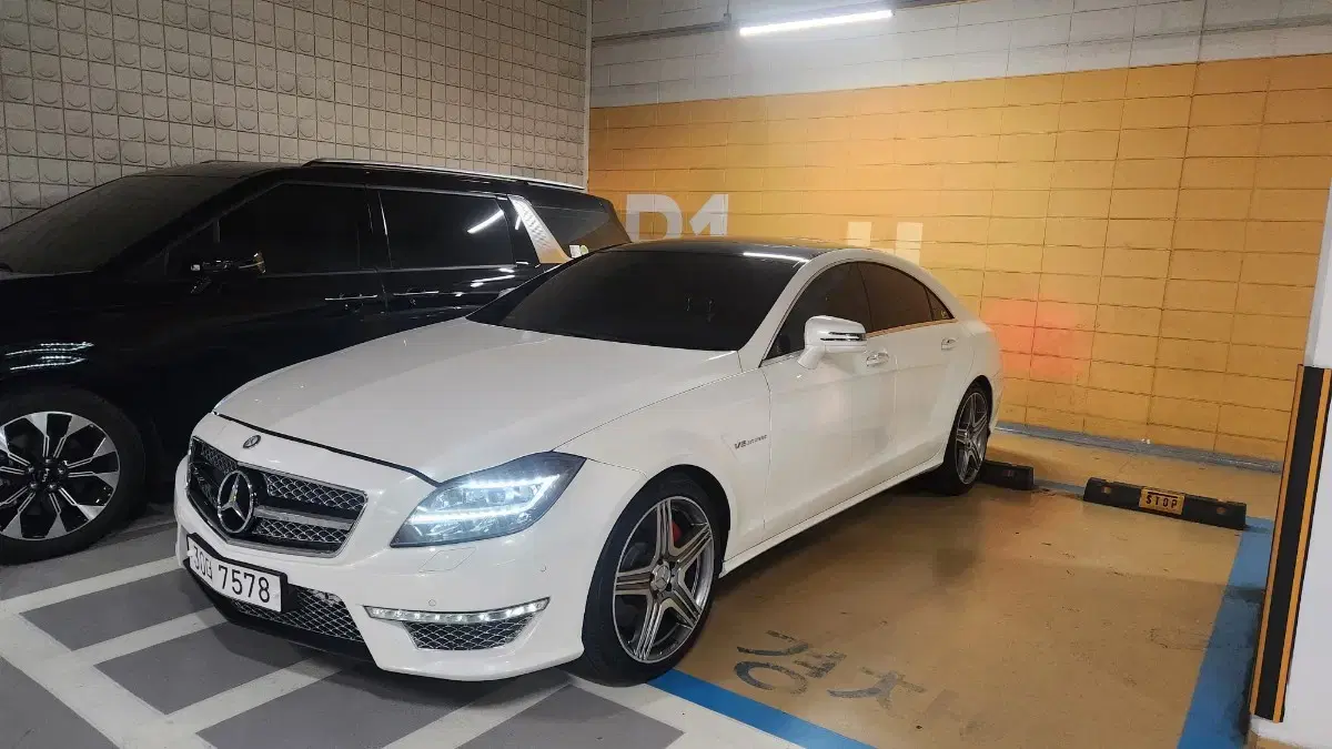 벤츠 CLS63  판매및대차합니다 12년형