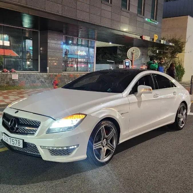 벤츠 CLS63  판매및대차합니다 12년형