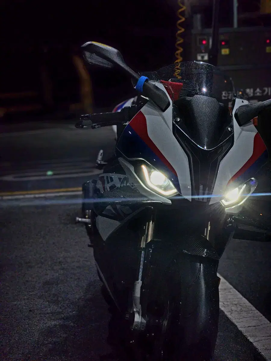 s1000rr 22년