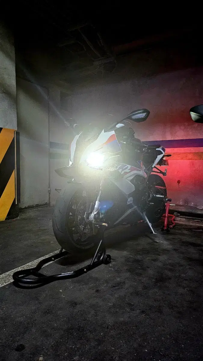 s1000rr 22년