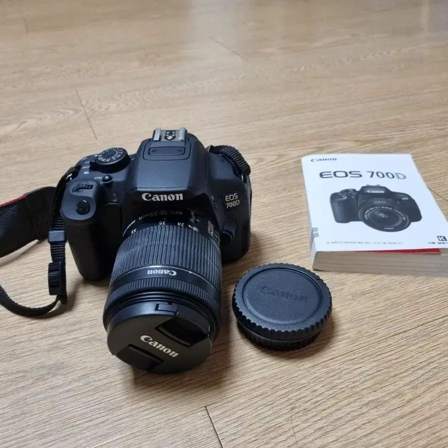 캐논 EOS 700D DSLR 판매합니다