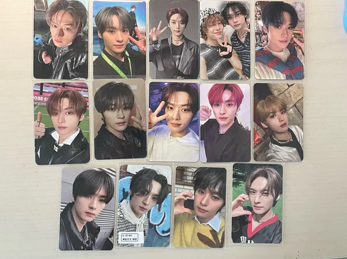 lee know photocard skz ate straykids stayzone struggle unreleased photocard ld