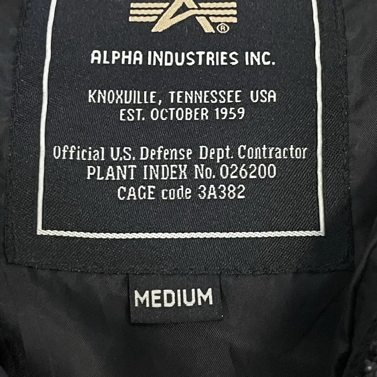 ALPHA INDUSTRIES.패딩(실측 105) 상태 짱,입아픔