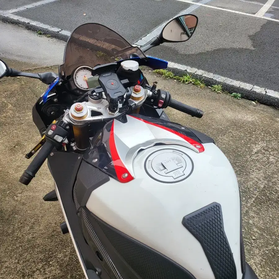 s1000rr 2011년식 71900km