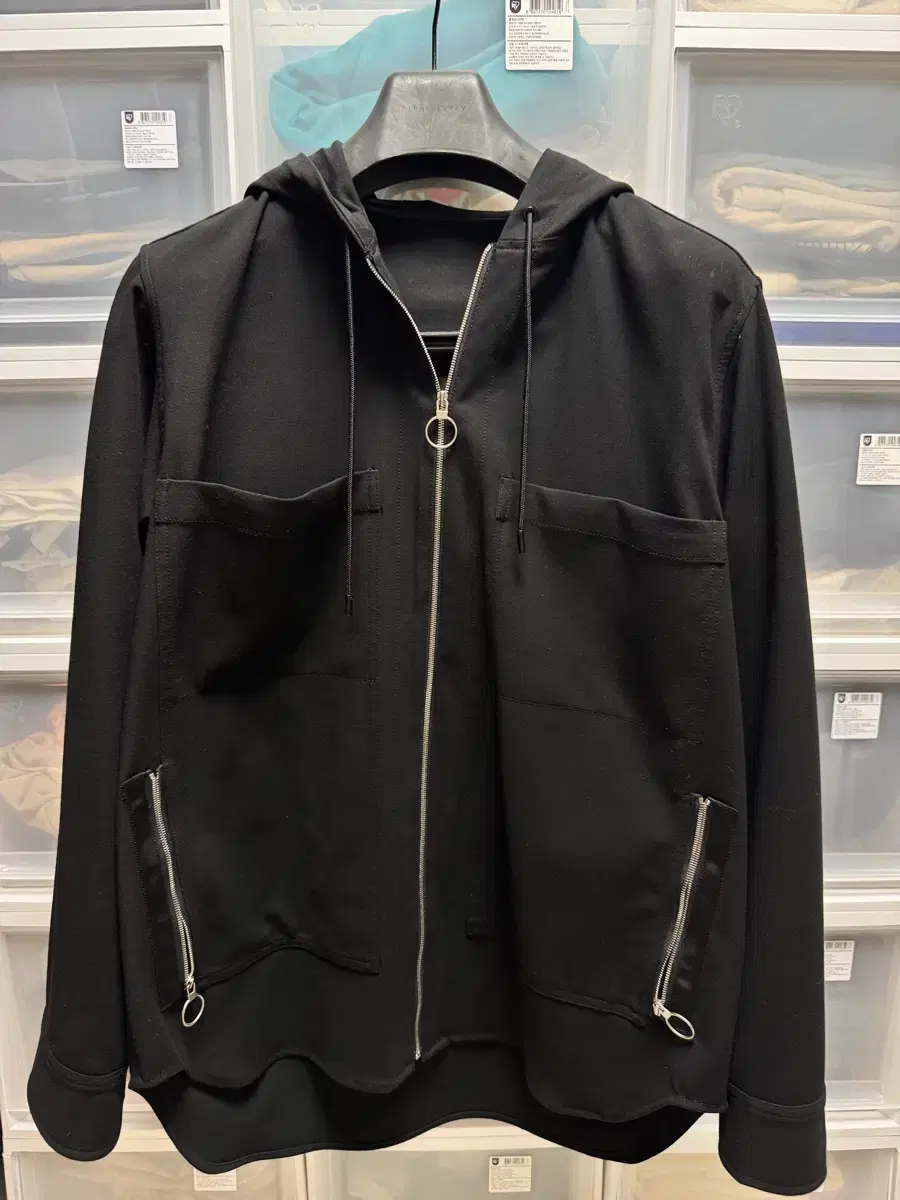 Kinlock Hooded Zip-up Black 105