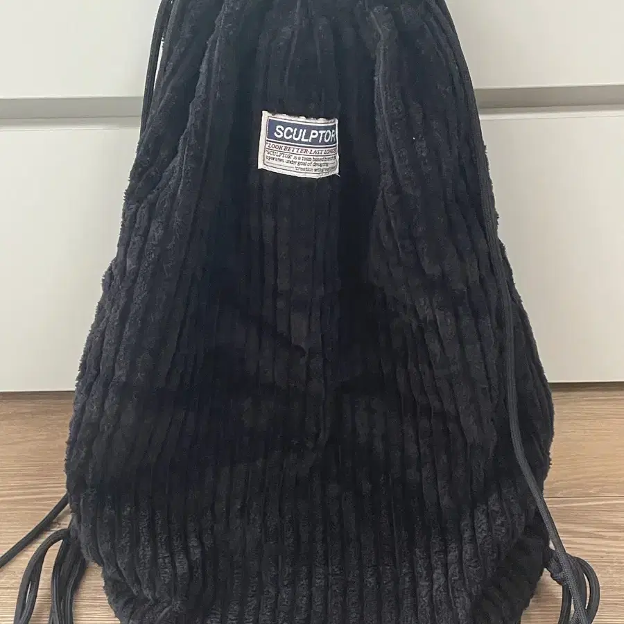 sculptor Fuzzy Drawstring Bag 스컬프터 백