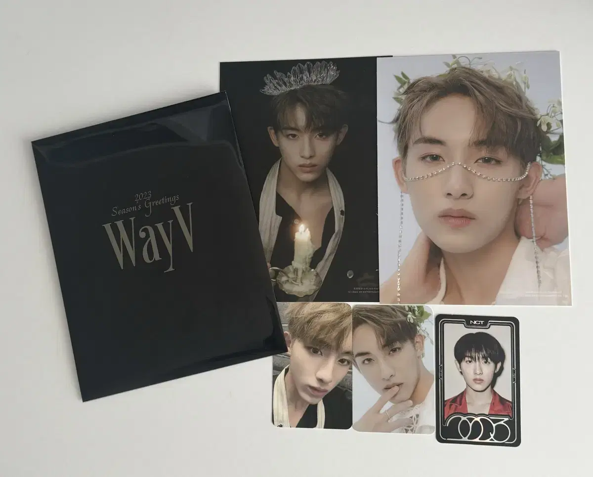 Way V 2023 season's greetings, Golden E.J. Photocard