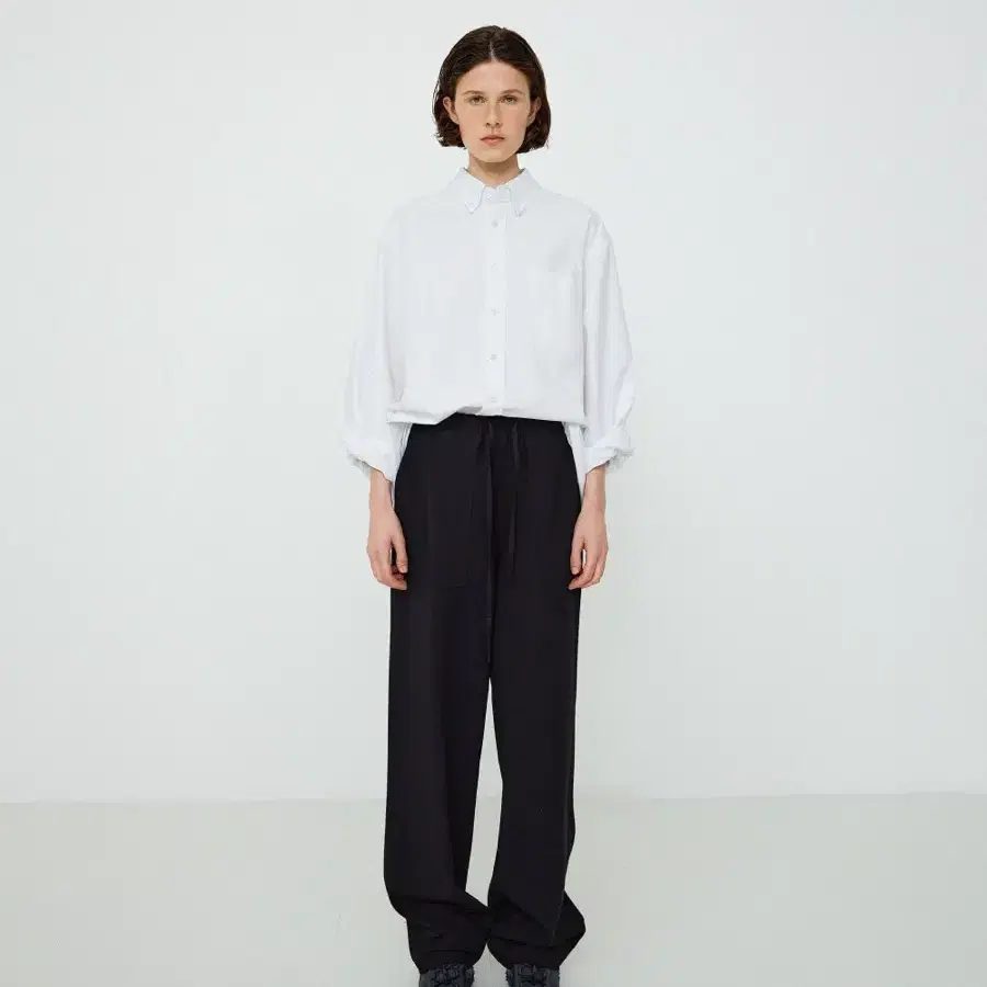 LEAU 로우 바스 울 팬츠 Bas wool pants_black