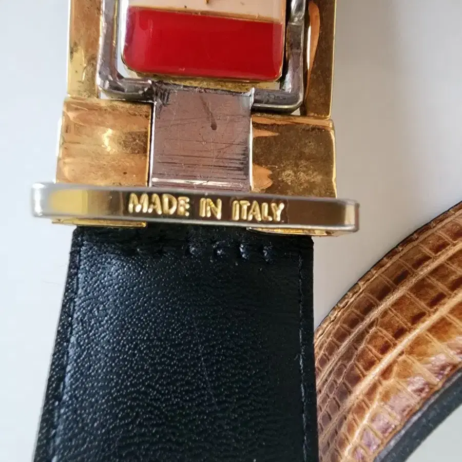 made in italy, 남성벨트와 양면버클