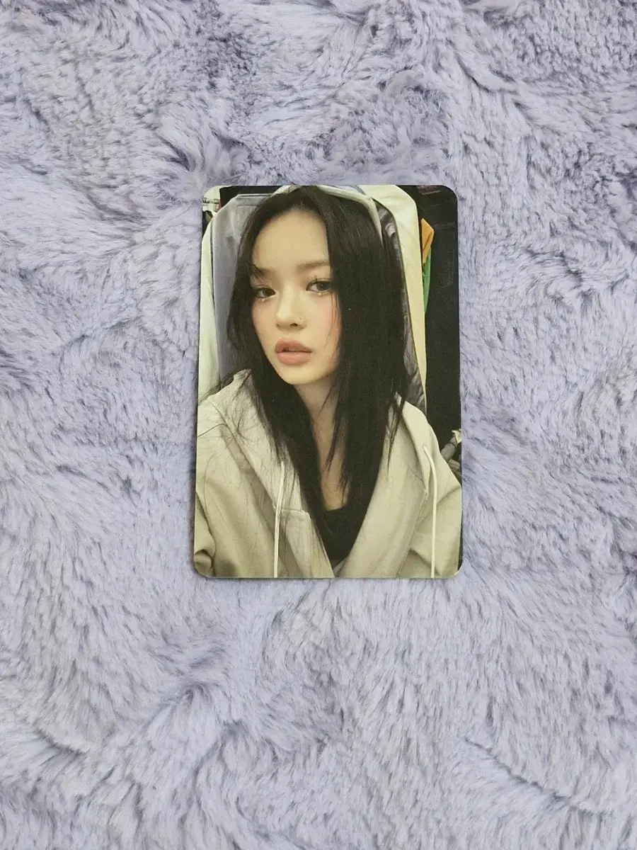 New Jeans hanni HouseTweet weverse C version photo card wts.