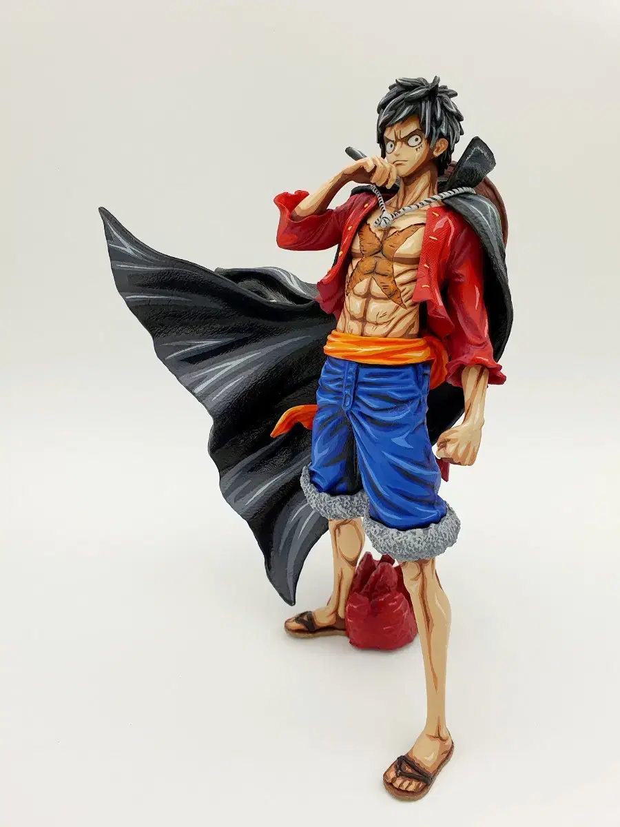 ONEPIECE First Lottery Luffy Anime Repainted Figures