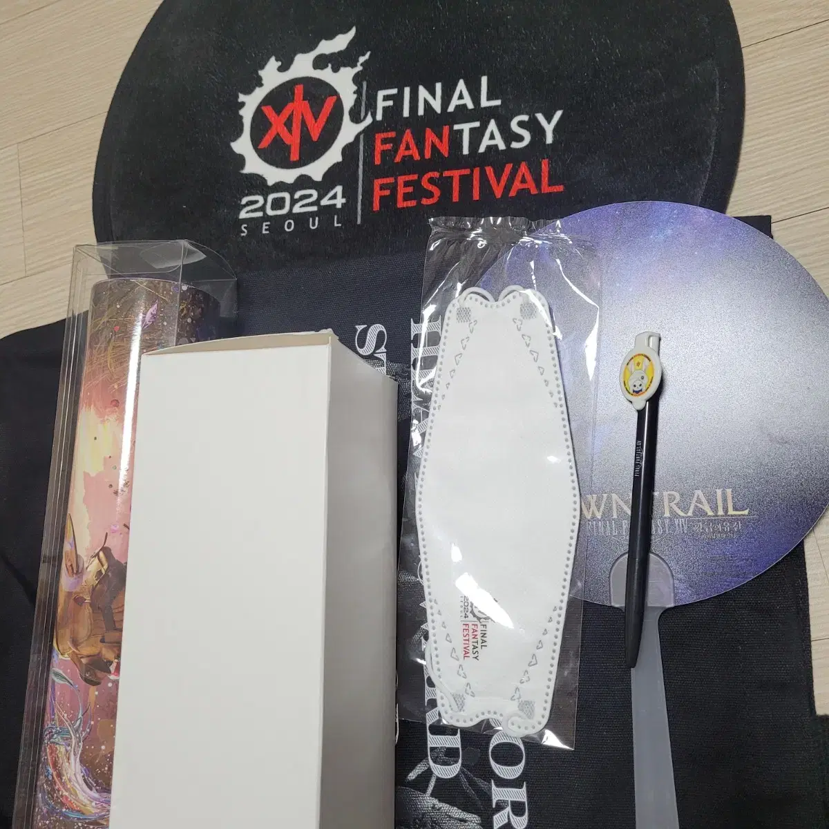 Sell merchandise for the Fanfan14 Fanfest 2024 in Seoul