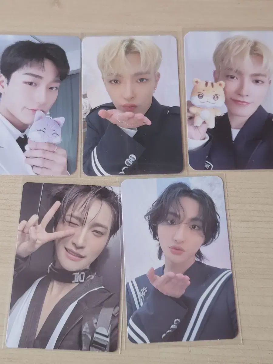 Ateez Anitiz photocard wts bulk hongjoong seonghwa san