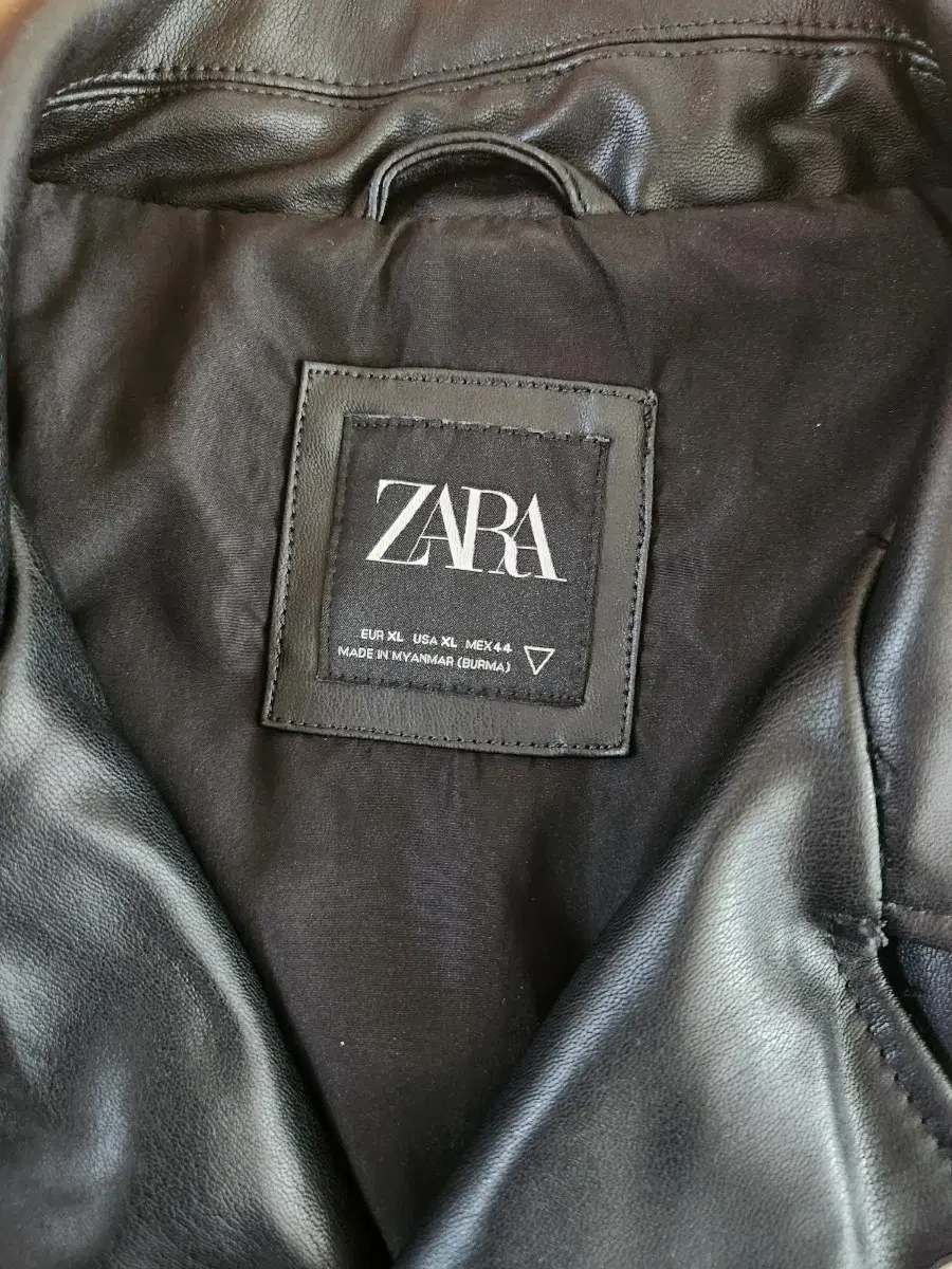 ZARA 남성 라이더 가죽 자켓