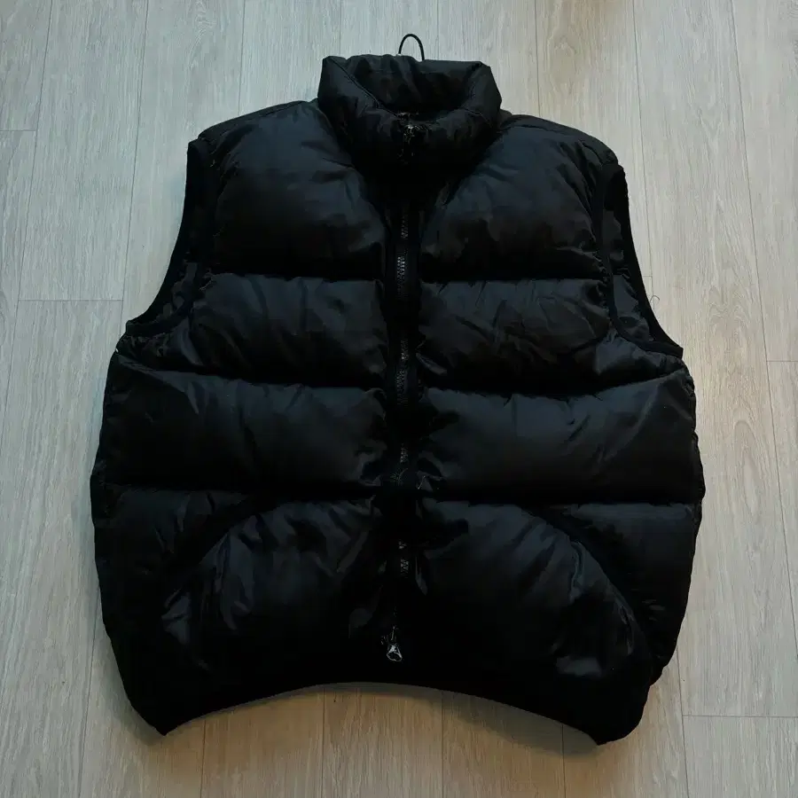 에옹쓰 Eonts Duck down padding vest 패딩조끼