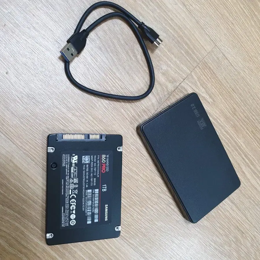 삼성860pro최고급MLC V-NAND 1테라ssd 성능상태최상