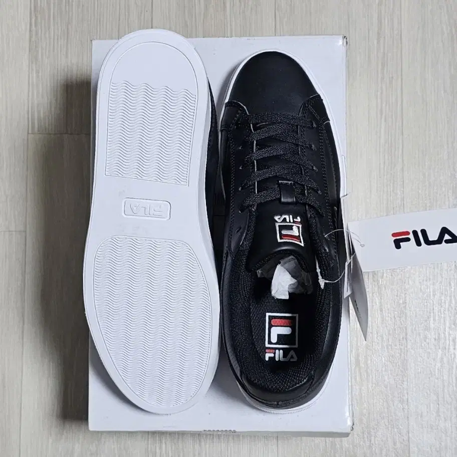 FILA 운동화 [새상품]