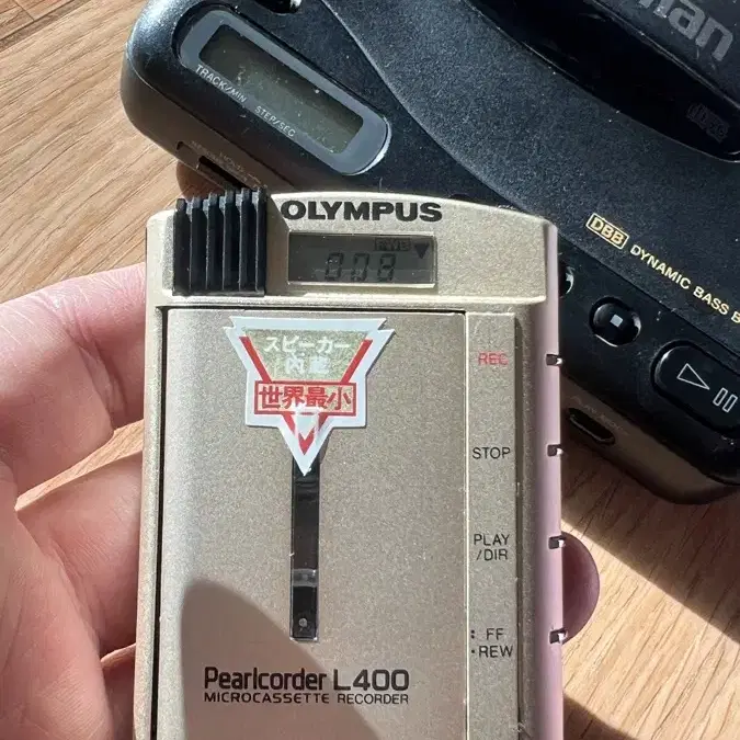 Olympus L400 micro cassette recorder