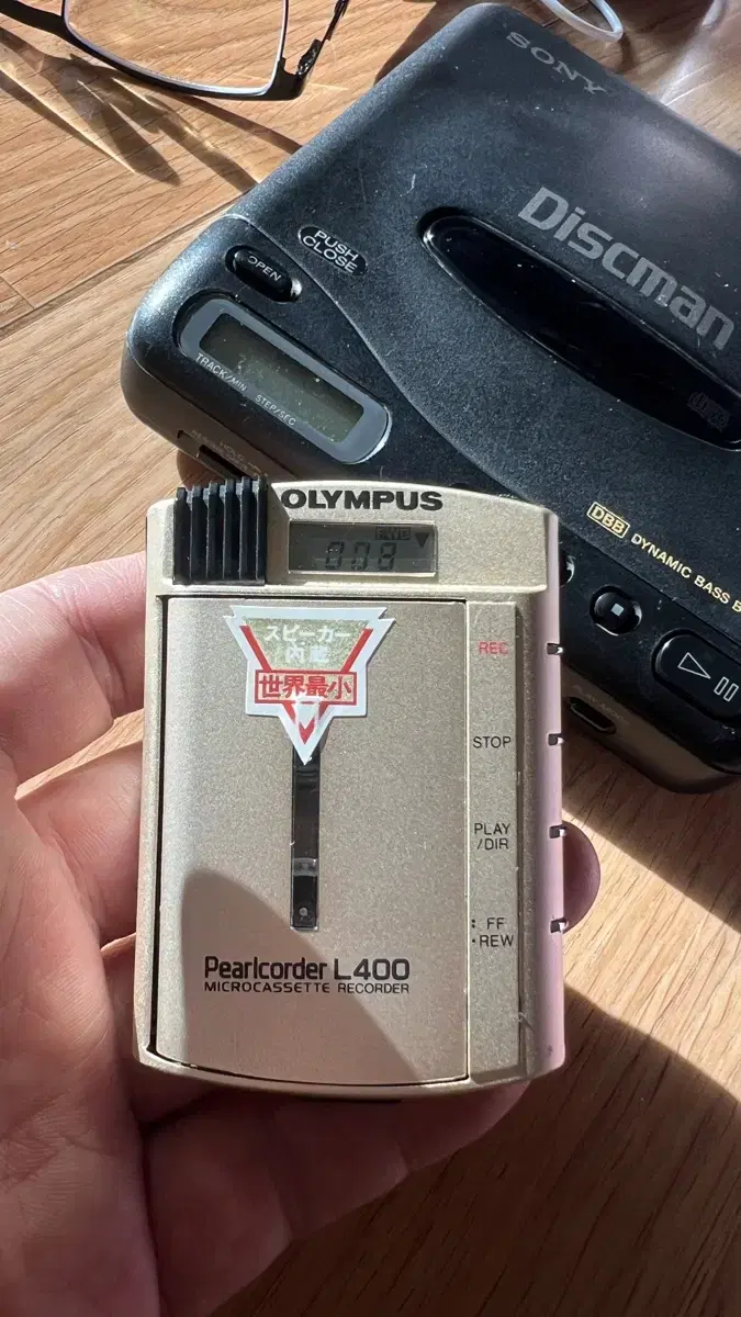 Olympus L400 micro cassette recorder