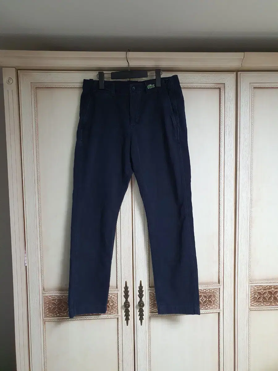 Brand New Classic Lacoste Chino Cotton Trousers Dark Navy 32-33