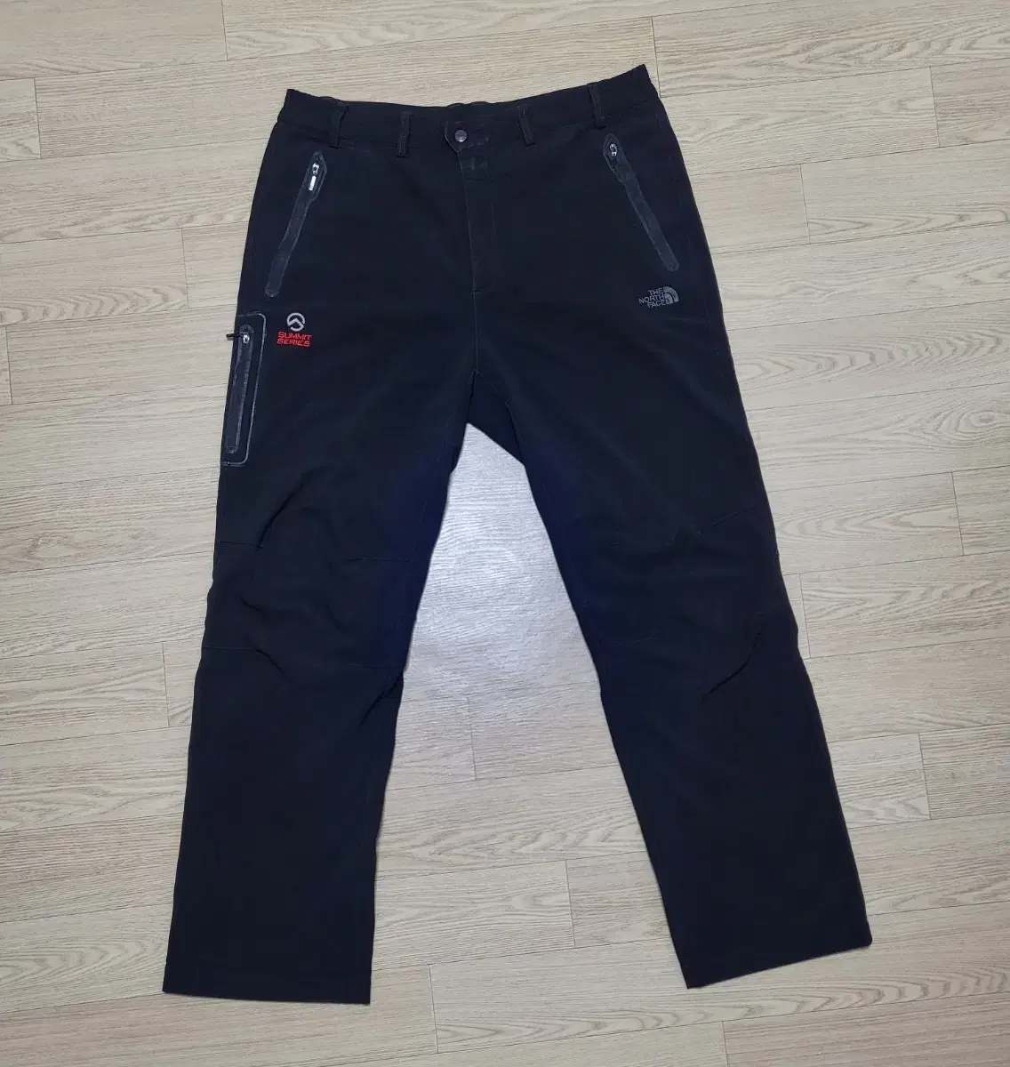 Work pants:The North Face (genuine)--36 inches