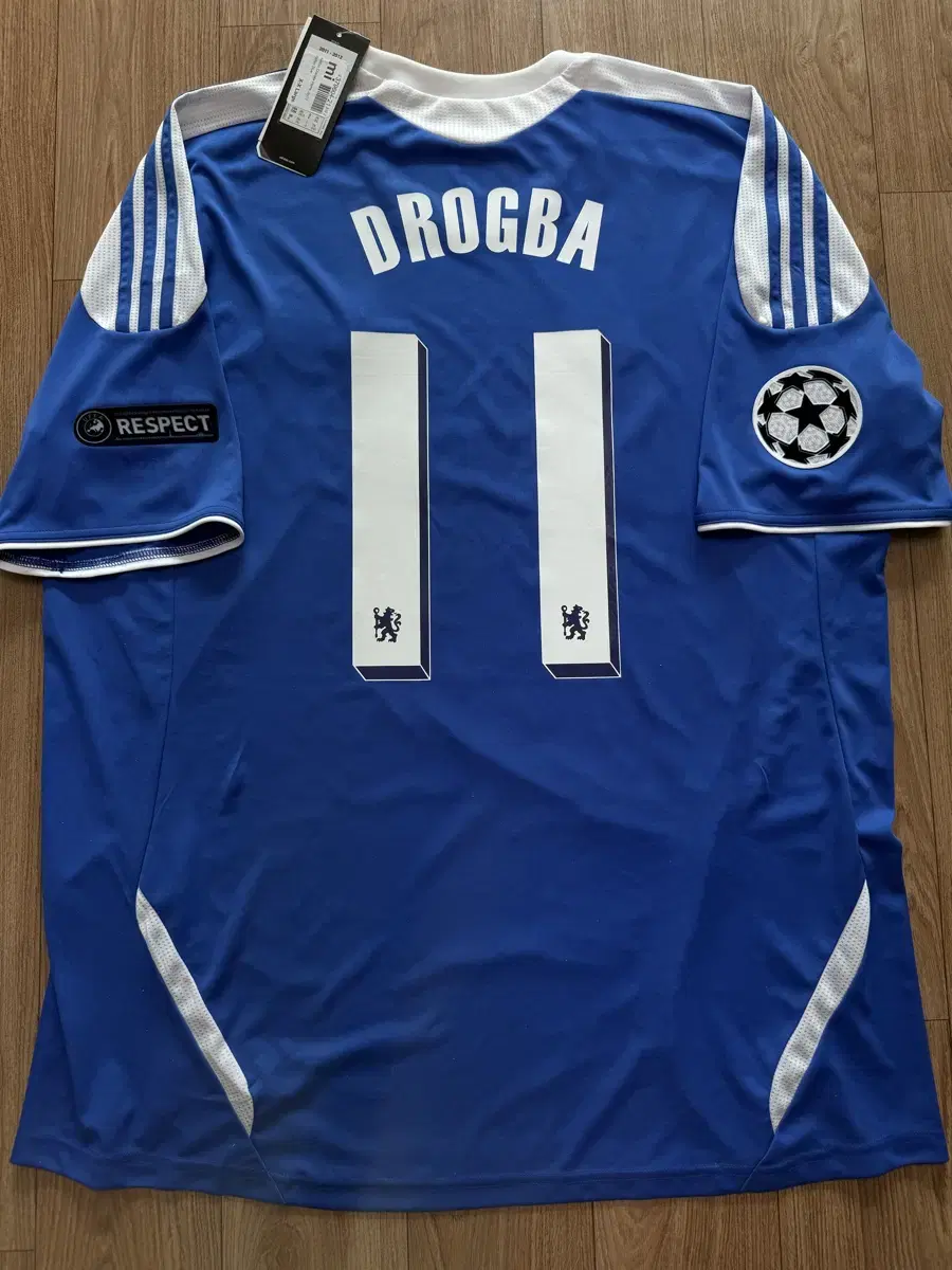 Chelsea 11-12 Drogba Shirt (Select)