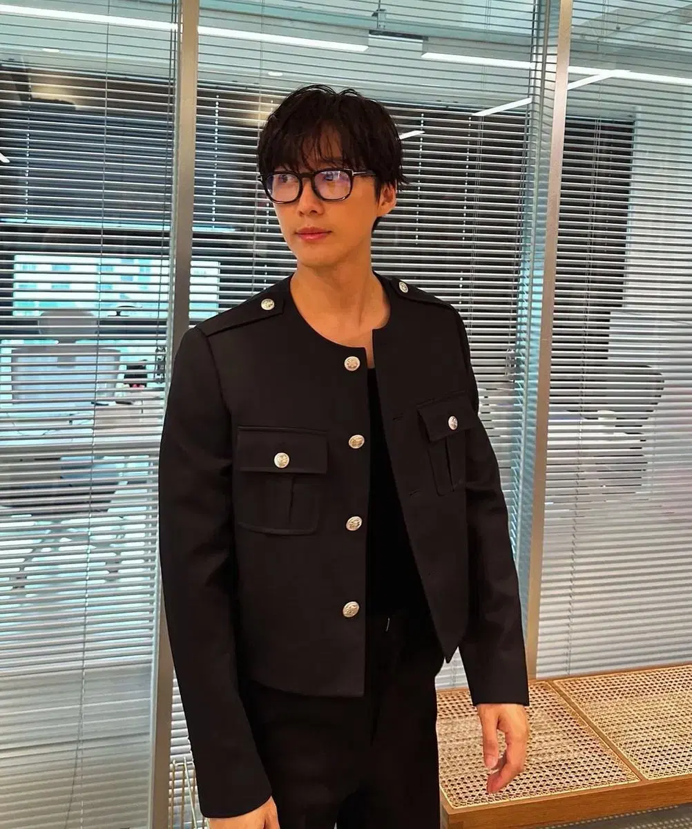 [Worn by Namgung Min] Seline 24FW Chasseur Military Jacket