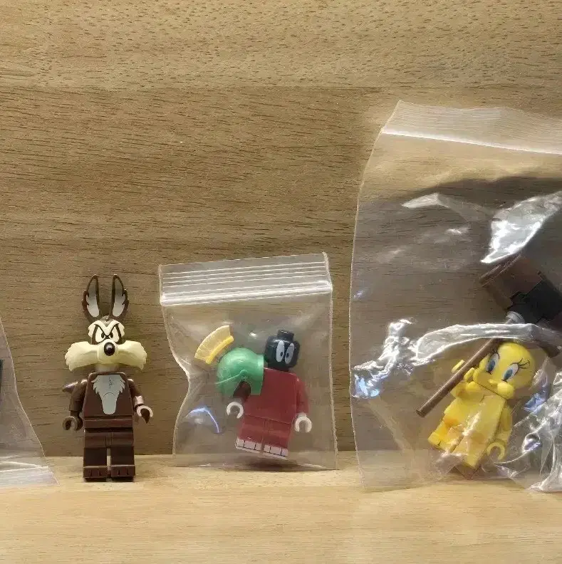 Lego Looney TunesBulk Sale