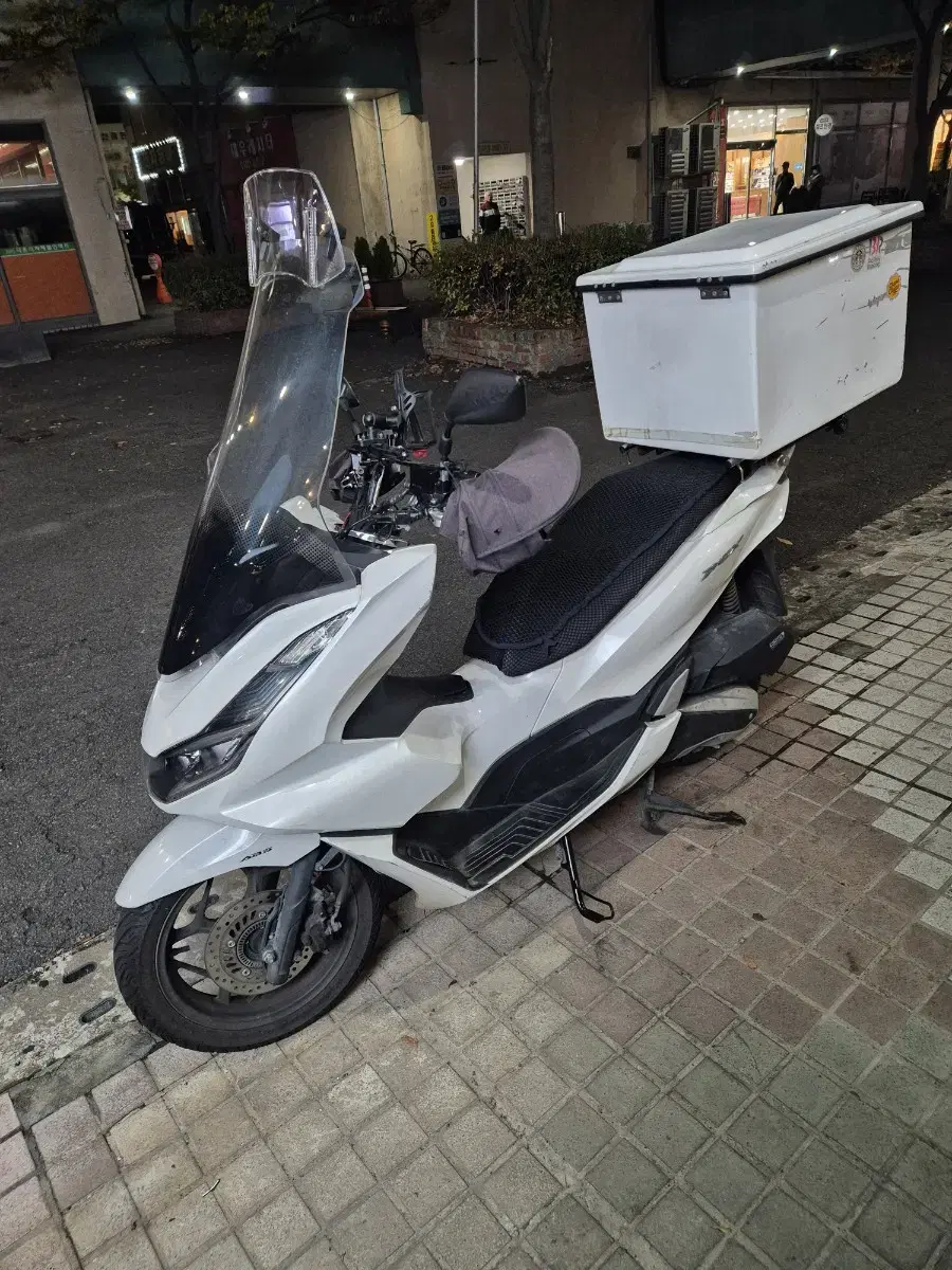 pcx125 21년식 팝니다