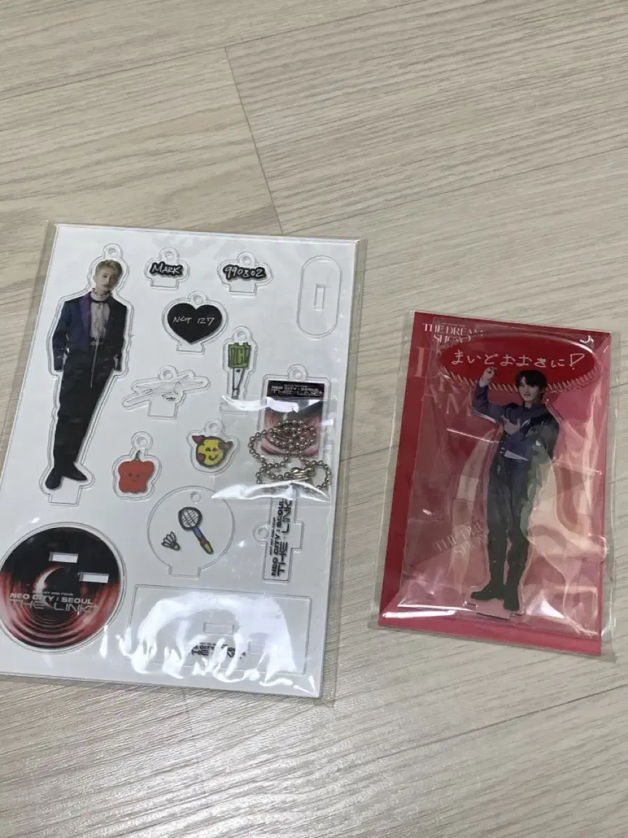 NCT mark acrylic stand keyring 2 pcs.