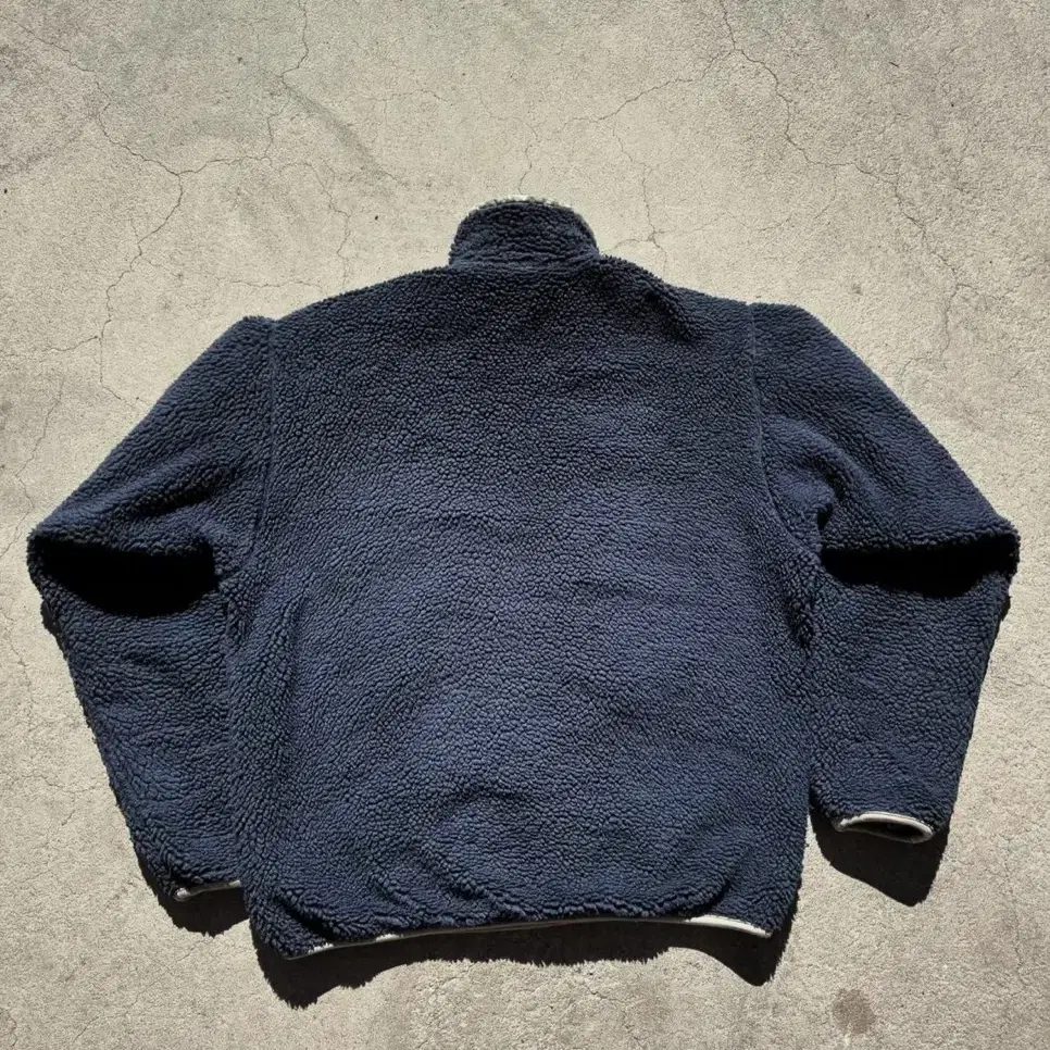 Patagonia MARS reversible snap t