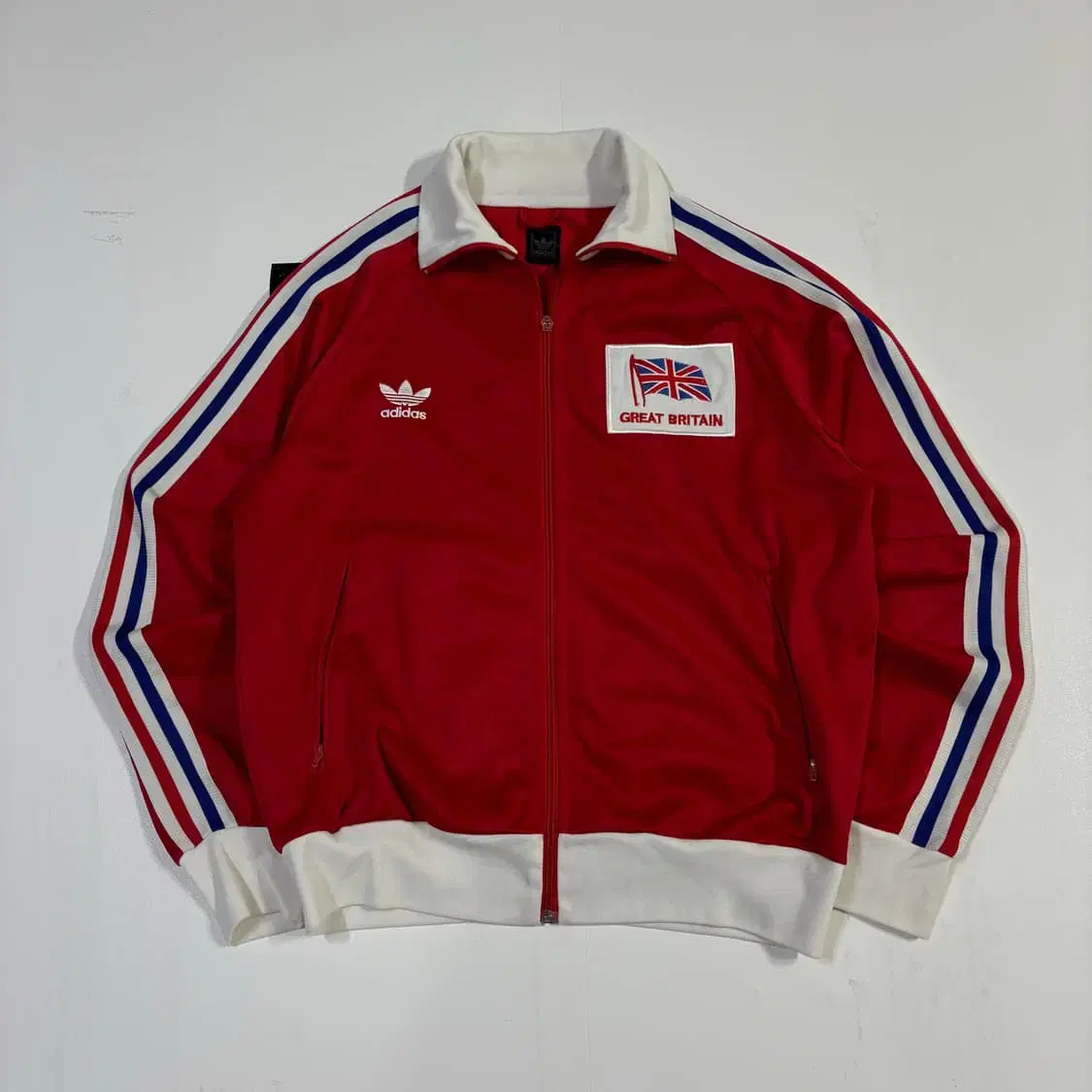 95 adidas Old England Tracktop Jersey