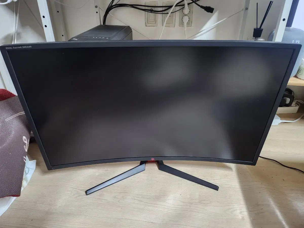 래안텍 32인치 모니터 144hz