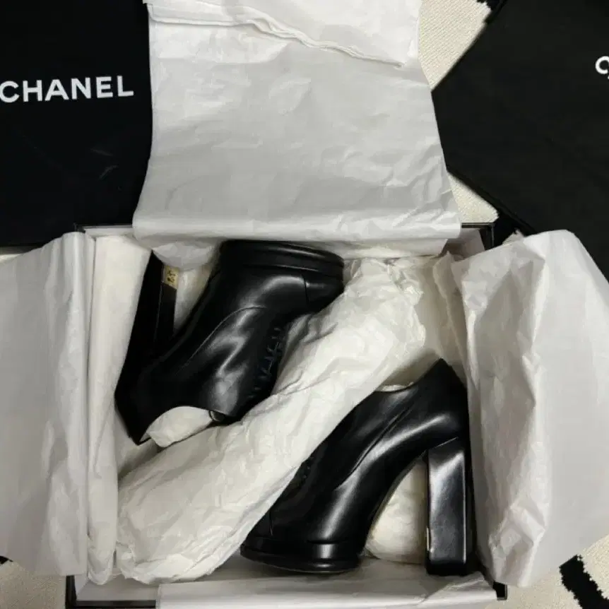 CHANEL 샤넬 펌스프 힐 구두