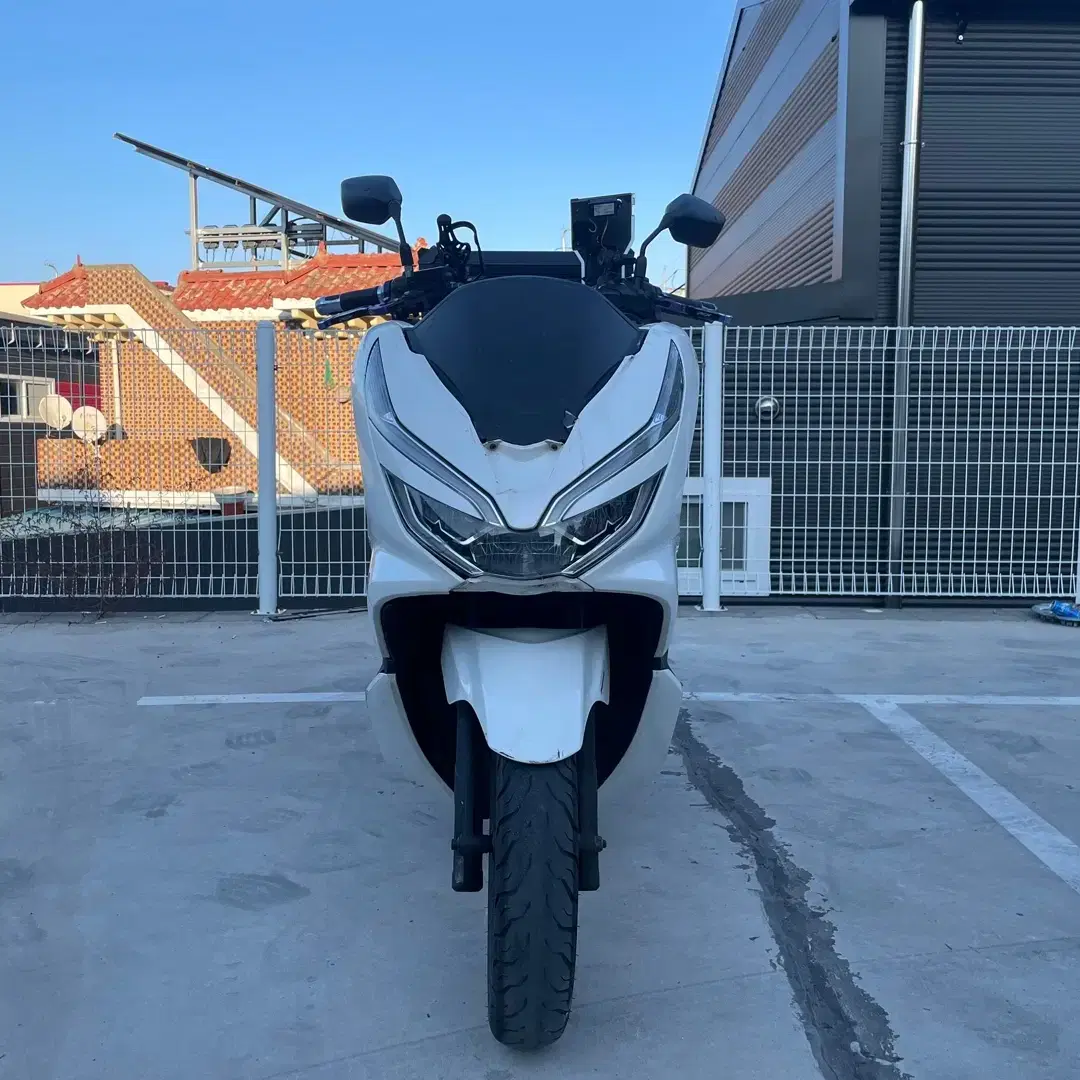 20년식 혼다 pcx125  판매합니다.