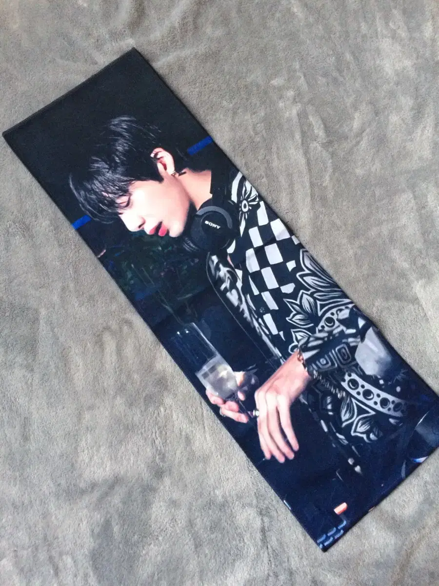 Monstax hyungwon slogan is selling !!!