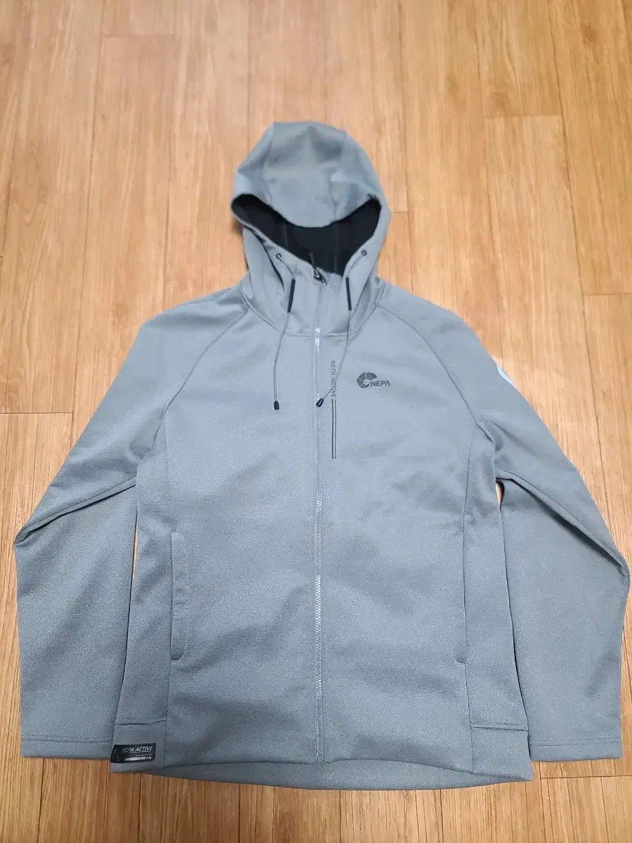 Nepa Hooded Zip Up 105 sells.