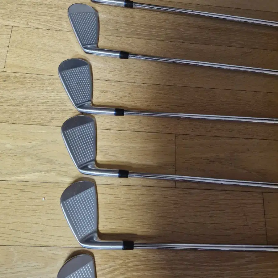 Fourteen 아이언 5-p 7iron