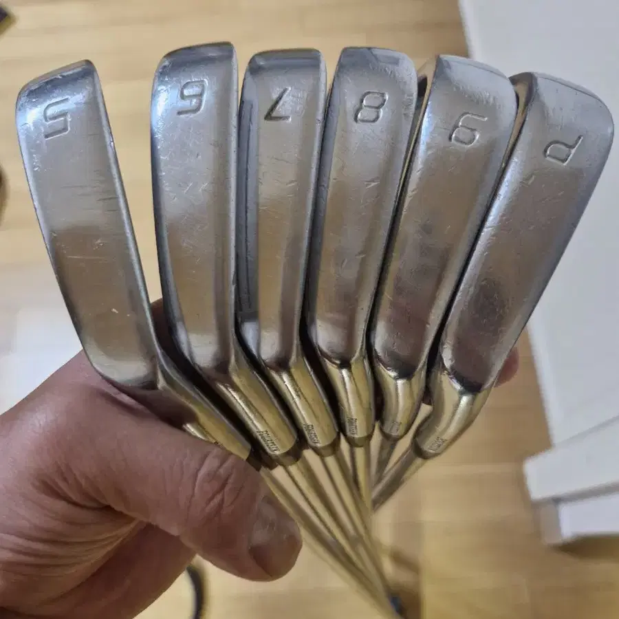 Fourteen 아이언 5-p 7iron