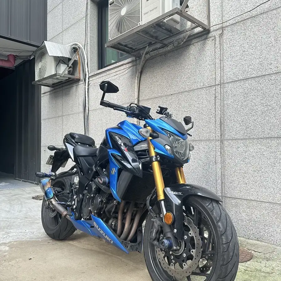 스즈키gsxs750