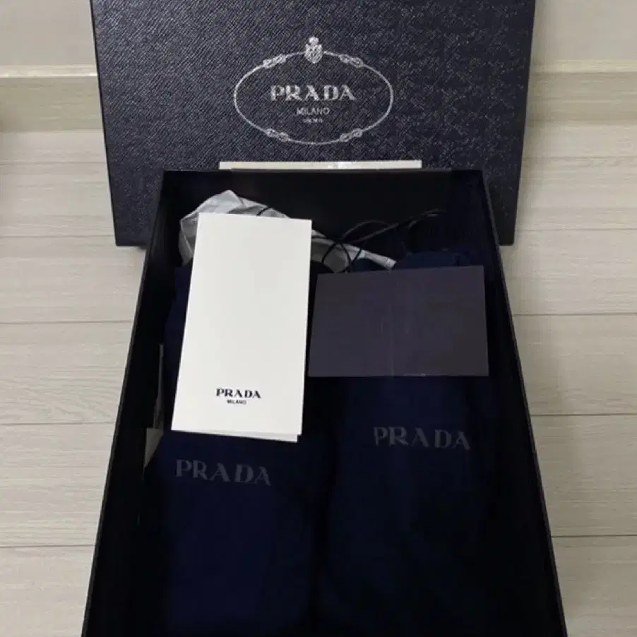 PRADA 프라다 스웨이드 부츠