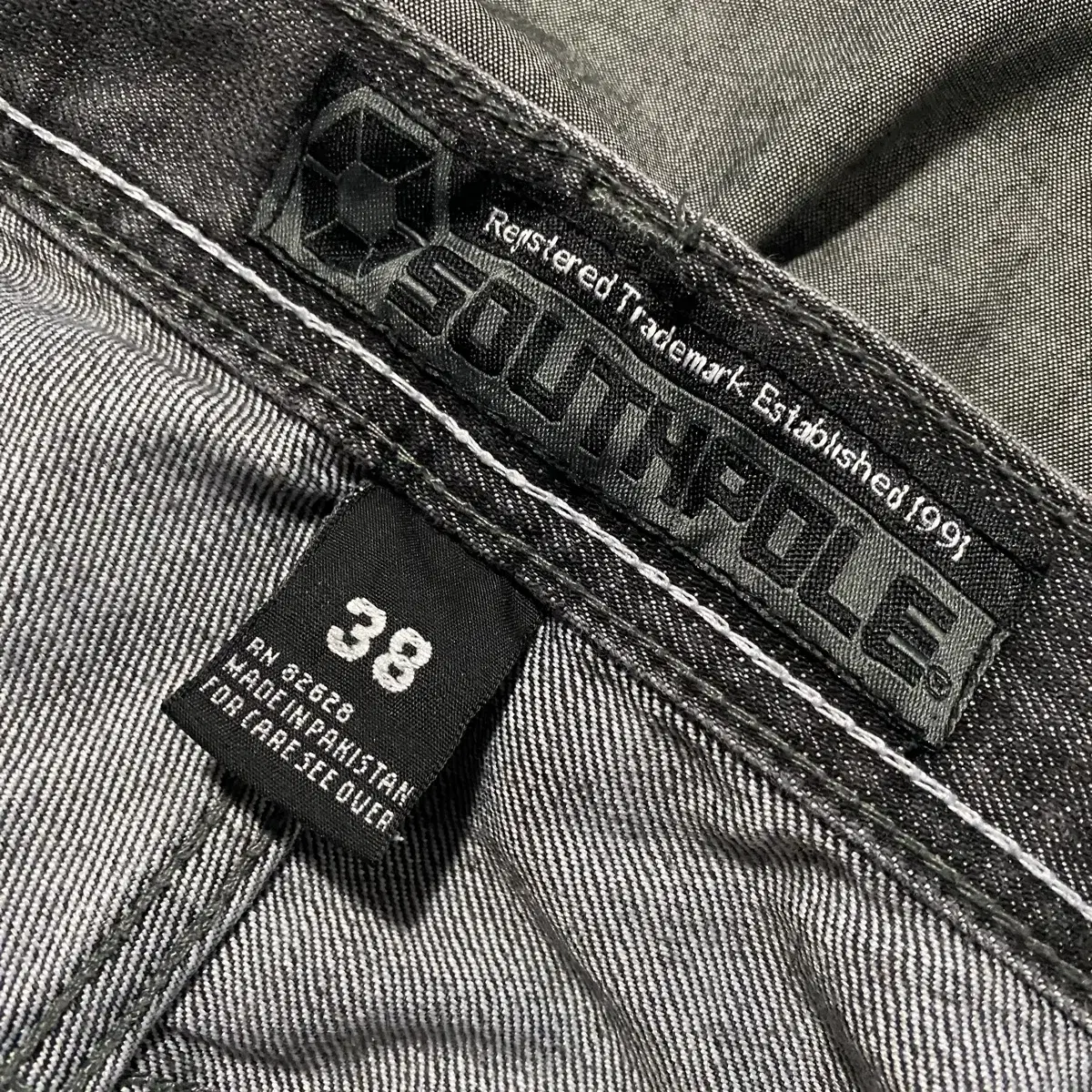 Southpole 8180 Pants Sz 38