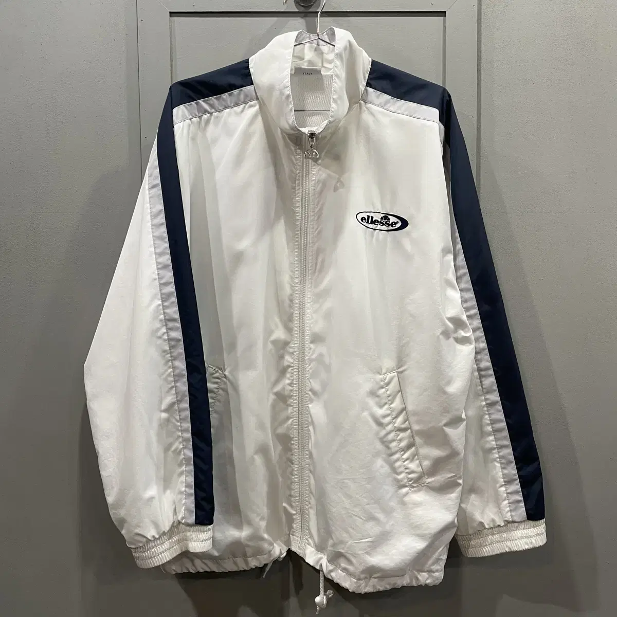 L'Elesse Italy Windbreaker Jacket